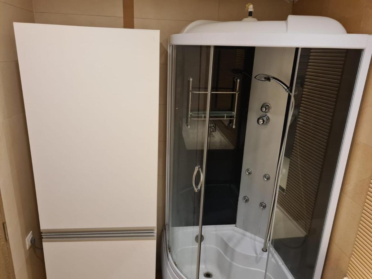 Garsoniera Rin Grand Hotel Bukares Bagian luar foto